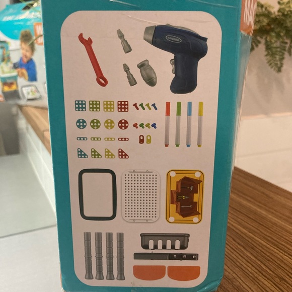 Screw Tool Table creative Toys with suitcase - Picture 3 of 10